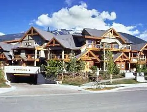  Apartment Glacier's Reach 115b Canada