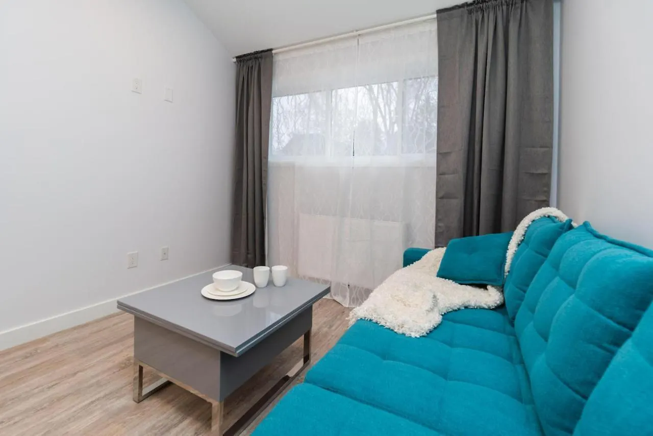 Apartment Your Comfy Home In Mid-Toronto Canada